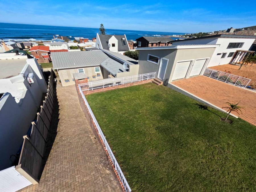 4 Bedroom Property for Sale in Jongensfontein Western Cape